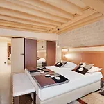 Luxurious Property - 3Br-8P - Saint Germain